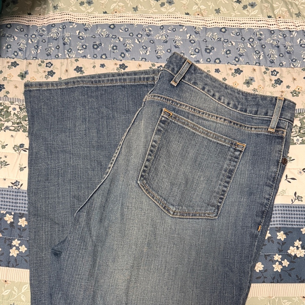 Eddie Bauer bootcut jean